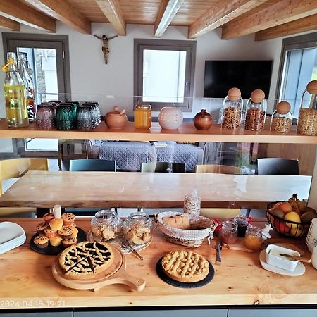 Beb Aria Di Montagna Panzió Forcola Kültér fotó