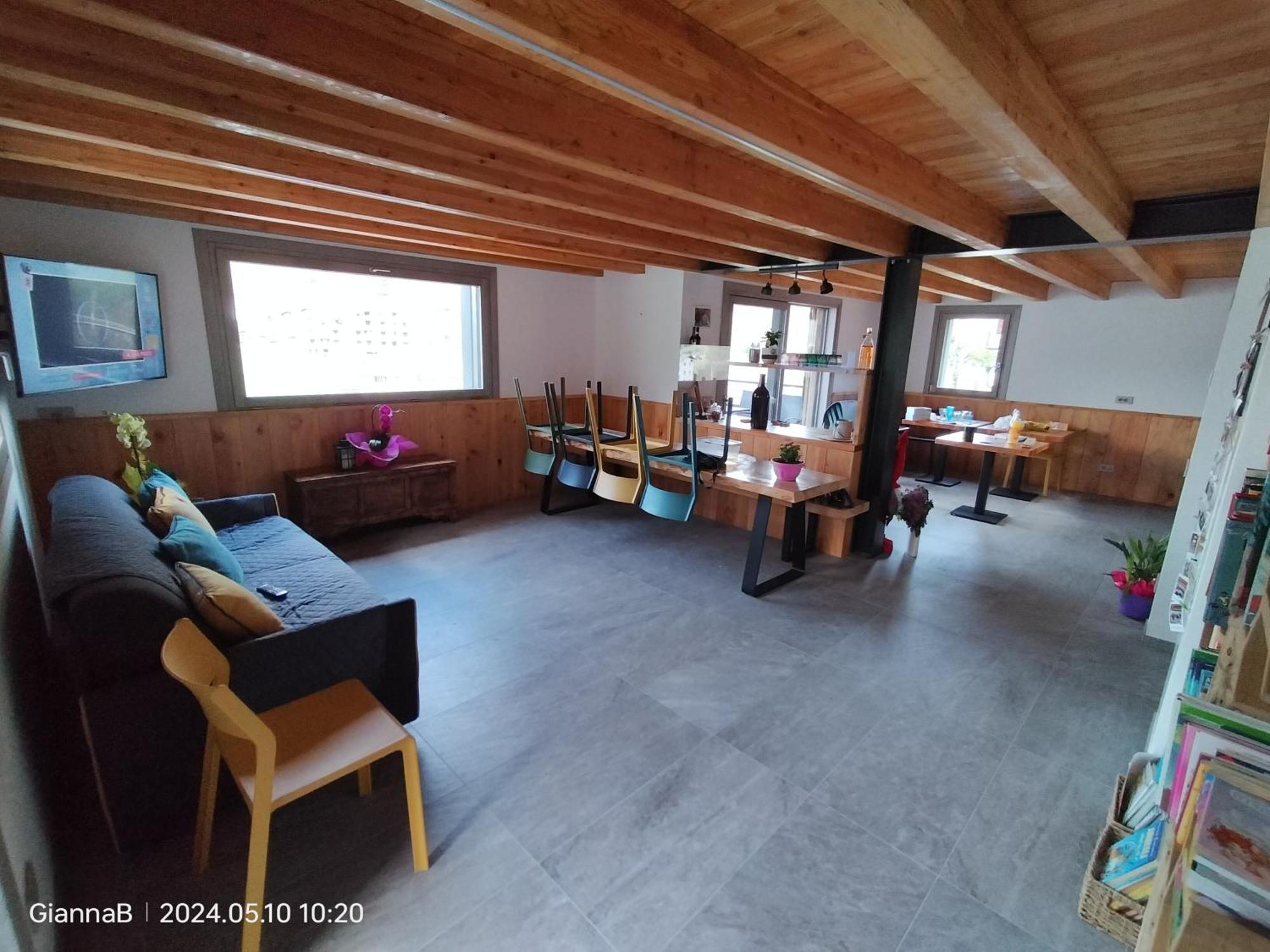 Beb Aria Di Montagna Panzió Forcola Kültér fotó