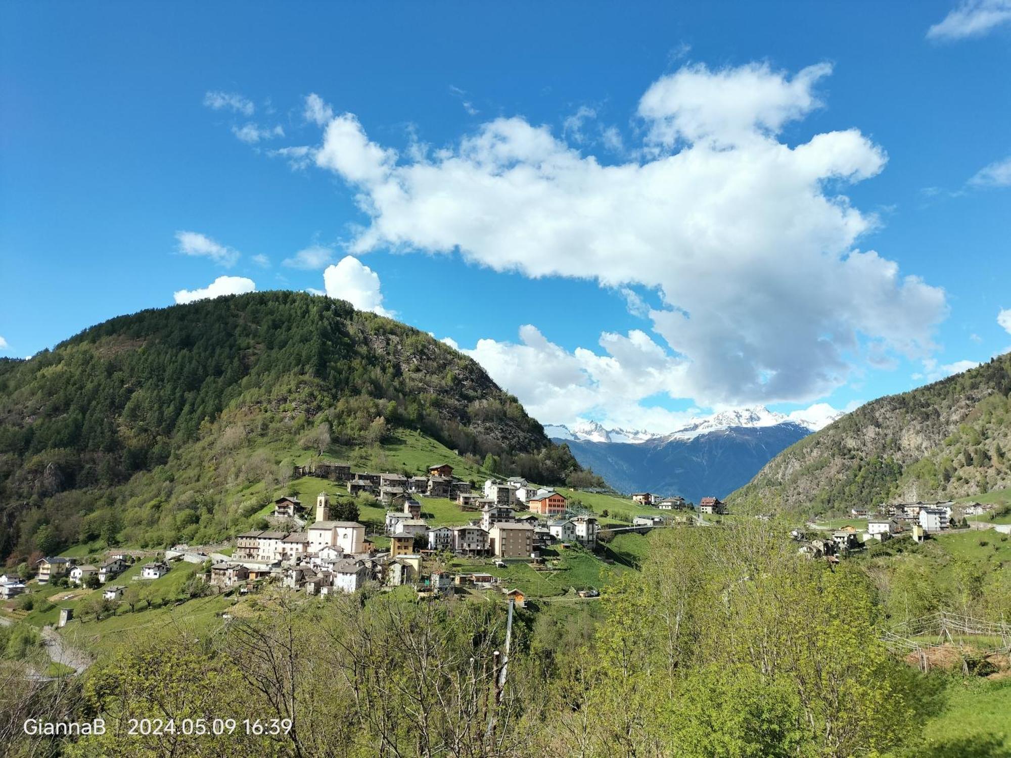 Beb Aria Di Montagna Panzió Forcola Kültér fotó