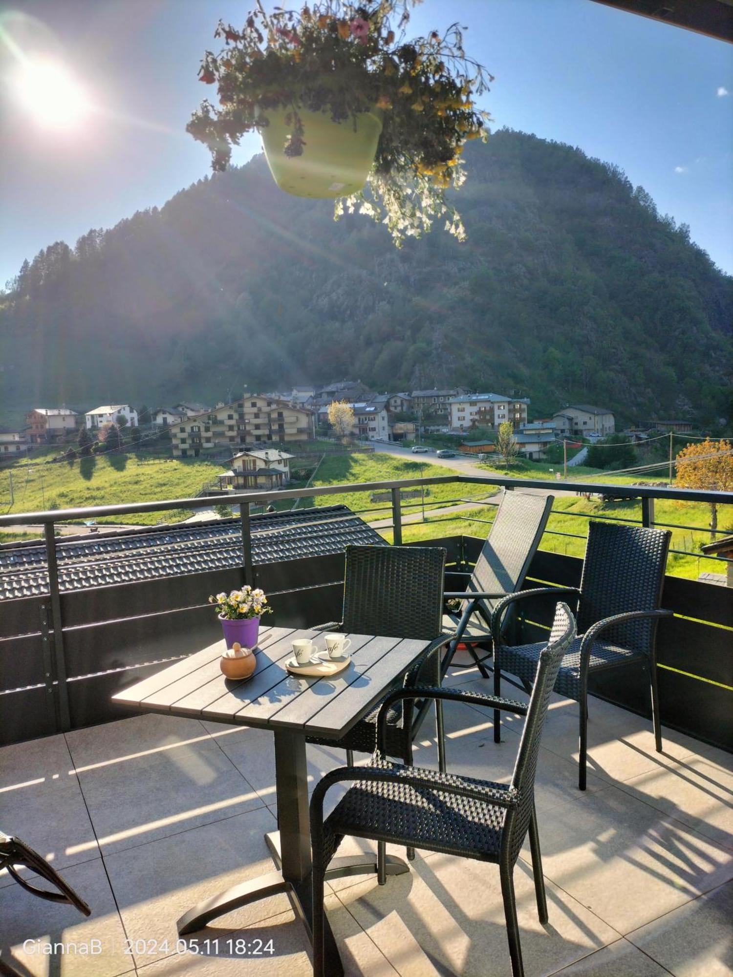 Beb Aria Di Montagna Panzió Forcola Kültér fotó